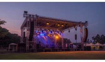 Come allestire un palco all’aperto in sicurezza