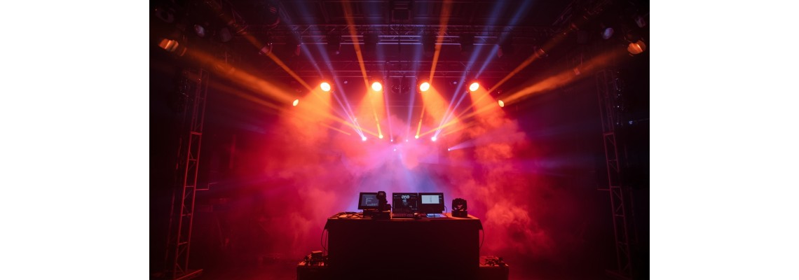 Come combinare fari statici e dinamici in un impianto luci