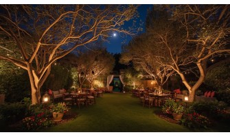 Illuminazione per feste in giardino: idee pratiche