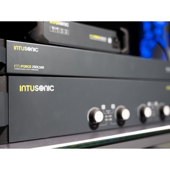 Amplificatore multicanale classe D INTUSONIC 4SDL160 4x150W RMS per rack 19