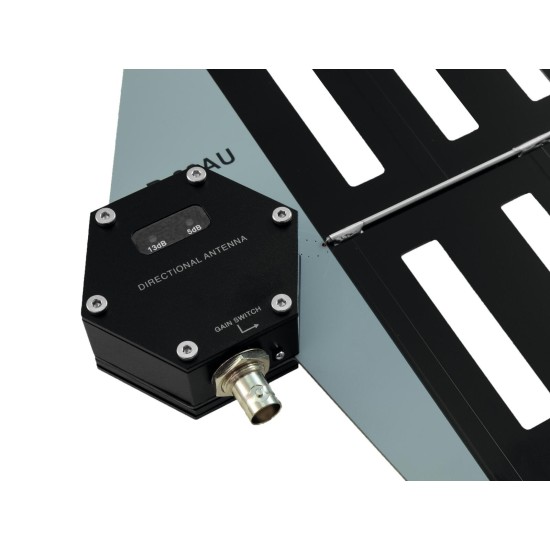 RELACART R-22AU: Antenna Direzionale a Banda Larga Attiva con Amplificatore Integrato