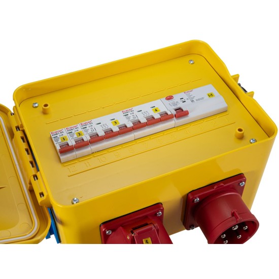 EUROLITE SBPO-3240B: Distributore di Corrente Portatile con Interruttore Differenziale 32 A, IP44