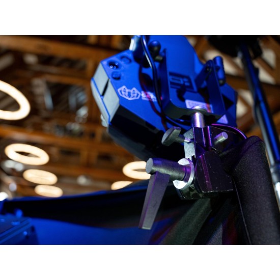 OMNITRONIC Tavolo DJ Portatile Curved: Stand Mobile per Eventi con Rivestimento Lavabile e Telaio in Acciaio