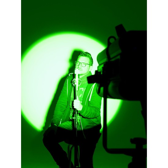 Spot profilato faro occhio di bue LED EUROLITE PFE-100 RGBW 100W Zoom 14-41 gradi DMX, followspot teatrale con diaframma scorrevole