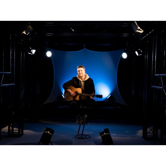 EUROLITE LED Theatre COB 200 WW: Proiettore LED da Palco a Luce Calda Professionale