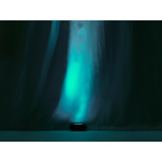 EUROLITE AKKU Flat Light 3 Nero: Proiettore LED RGBW Wireless con QuickDMX