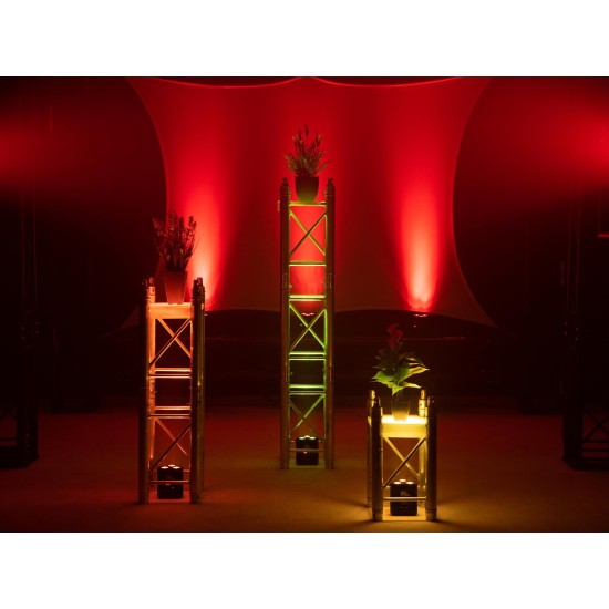 EUROLITE AKKU TL-3 QCL RGB+UV: Proiettore LED Trusslight a Batteria per Effetti di Luce Professionali