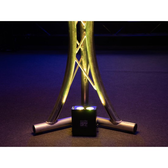 Proiettore LED EUROLITE AKKU UP-4 QCL Spot DMX Wireless per Eventi