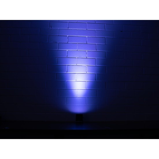 EUROLITE AKKU Mini IP UP-4 QCL Spot MK2 Uplight LED RGBW a Batteria IP65 con Telecomando