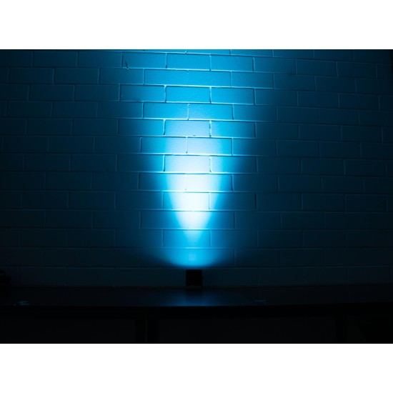 EUROLITE AKKU Mini IP UP-4 QCL Spot MK2 Uplight LED RGBW a Batteria IP65 con Telecomando