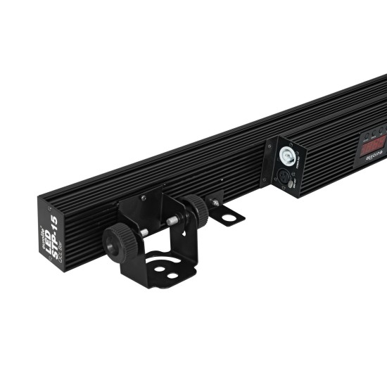 EUROLITE LED STP-15 QCL Barra: Illuminazione Scenografica Professionale con Effetti Beam RGBW
