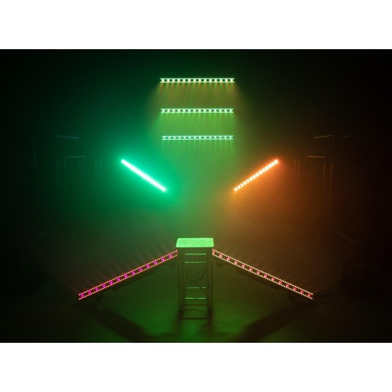 EUROLITE LED STP-15 QCL Barra: Illuminazione Scenografica Professionale con Effetti Beam RGBW