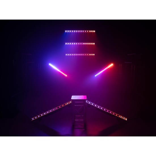 EUROLITE LED STP-15 QCL Barra: Illuminazione Scenografica Professionale con Effetti Beam RGBW