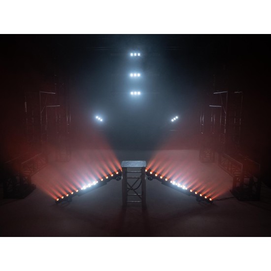 EUROLITE LED STP-15 QCL Barra: Illuminazione Scenografica Professionale con Effetti Beam RGBW