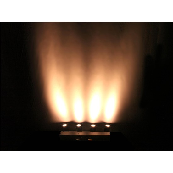 Eurolite LED KLS-60 WW: Set di Luci Compatte per Effetto Luce DMX Professionale