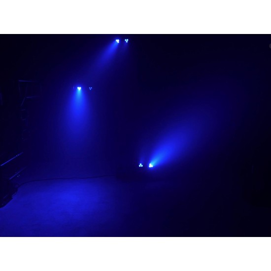 EUROLITE LED KLS-120: Set di Luci Compatte RGBW per Eventi e Palco