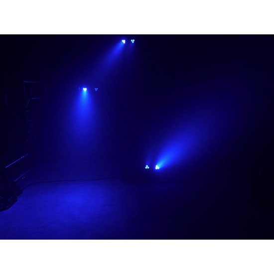 EUROLITE LED KLS-120: Set di Luci Compatte RGBW per Eventi e Palco