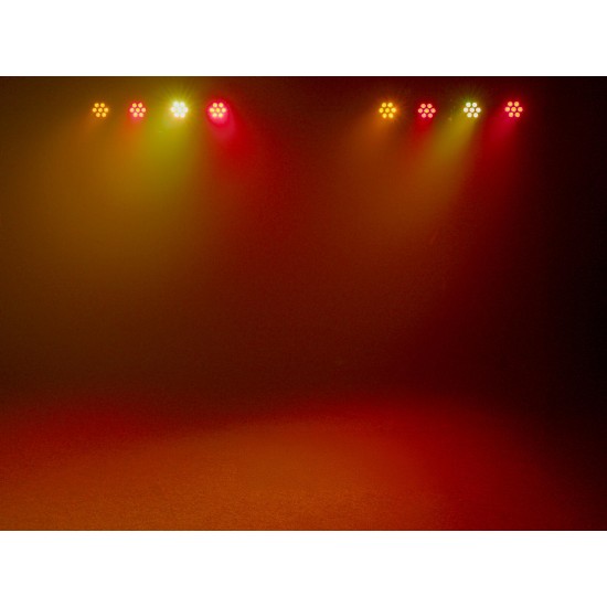 EUROLITE LED KLS-3002 MK2: Sistema Luci Compatto per Effetti Scenografici con AirW Wireless