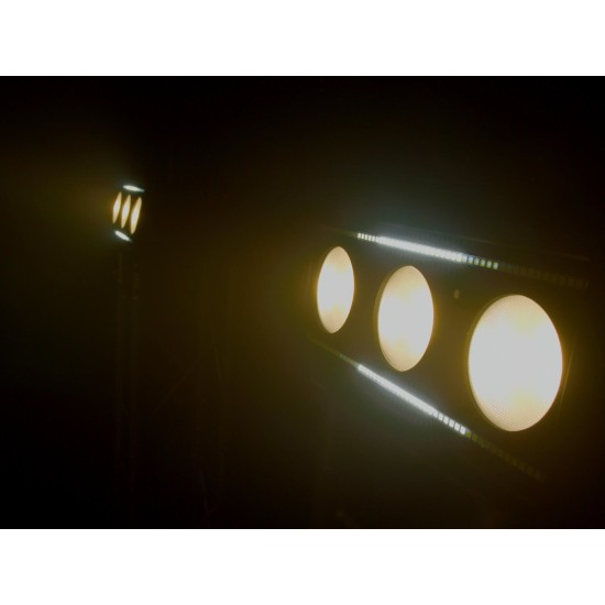 EUROLITE LED IP Triple Eye Hybrid - Proiettore LED da Palco con Effetto Luce DMX IP65