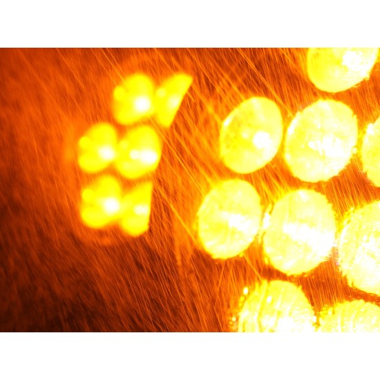 EUROLITE LED IP PAR 12x9W SCL Spot: Proiettore LED da Palco IP65 con Effetti Luce DMX