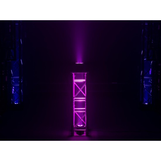 EUROLITE LED IP TL-3 QCL Trusslight RGBW 30W per Illuminazione Scenografica Esterna