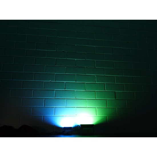 Proiettore LED IP65 da Esterno RGB EUROLITE FL-30 con Telecomando IR