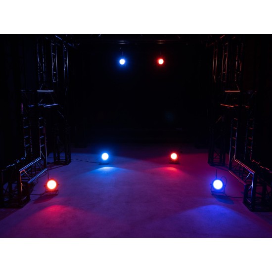 Eurolite LED SLS-30 COB QCL Floor: Proiettore LED Professionale RGBW con Effetti DMX