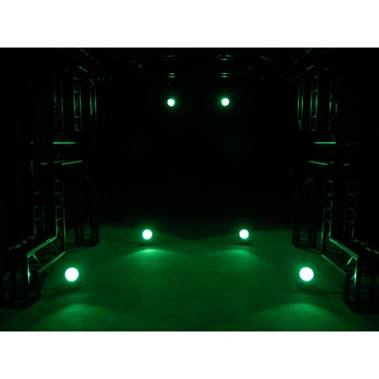 Eurolite LED SLS-30 COB QCL Floor: Proiettore LED Professionale RGBW con Effetti DMX