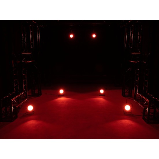 Eurolite LED SLS-30 COB QCL Floor: Proiettore LED Professionale RGBW con Effetti DMX