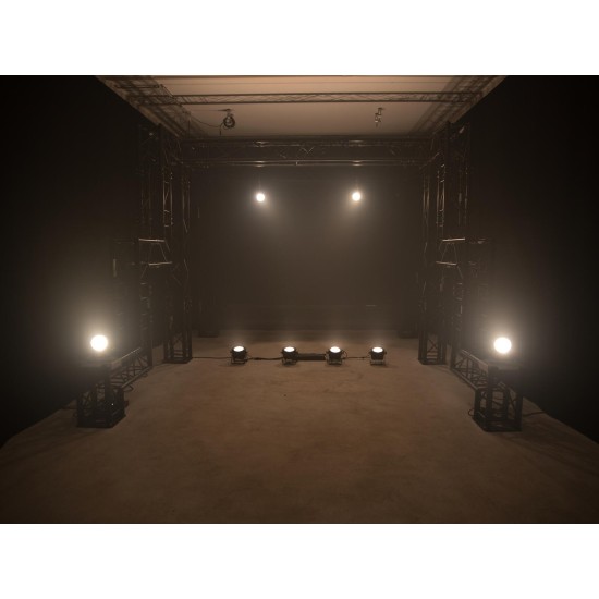 Eurolite LED SLS-30 COB WW Floor: Faro LED da Palco con Telecomando