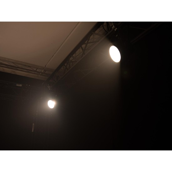 Eurolite LED SLS-30 COB WW Floor: Faro LED da Palco con Telecomando