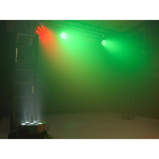 EUROLITE LED SLS-7 HCL Floor: Proiettore LED a 7 Colori con Effetti RGBWA/UV e Telecomando IR