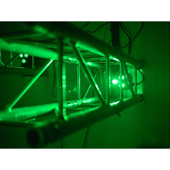 EUROLITE LED TL-3 RGB+UV: Illuminazione Truss e Uplight Professionale