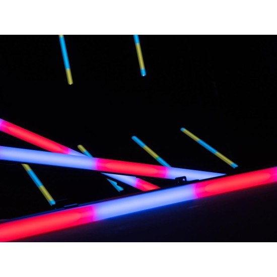 EUROLITE LED PR-100/32: Proiettore LED Pixel DMX RGB per Effetti Scenografici