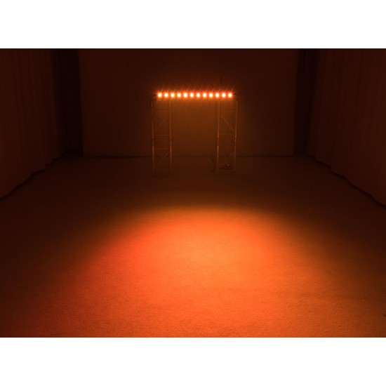 EUROLITE LED BAR-12 QCL RGBW: Barra LED Professionale per Effetti di Luce