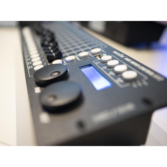 EUROLITE DMX Move Controller 512 - Controllo Luci Professionale con 512 Canali e Effetti RGBW