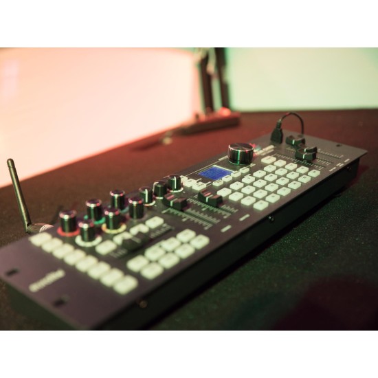 Controller DMX LED Eurolite Color Chief: Controllo Innovativo per Effetti Luce