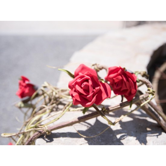 Ghirlanda di Rose EUROPALMS in EVA, Artificiale, Rossa - Alta Qualità per Uso Esterno