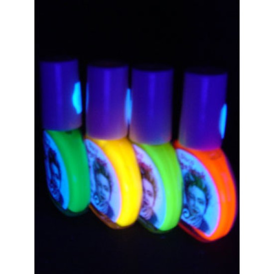 Trucchi Smalto reagente UV Per Feste Party Dj - GIALLO Trucchi Smalto reagente UV Per Feste Party Dj - GIALLO