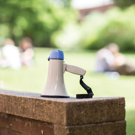 Megafono Portatile L01 10W con Manico Pieghevole e Sirena