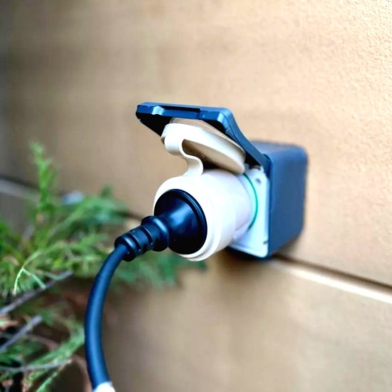 Presa Smart Shelly Outdoor Plug S Gen3 Waterproof - Gestione Perfetta dei Dispositivi Esterni