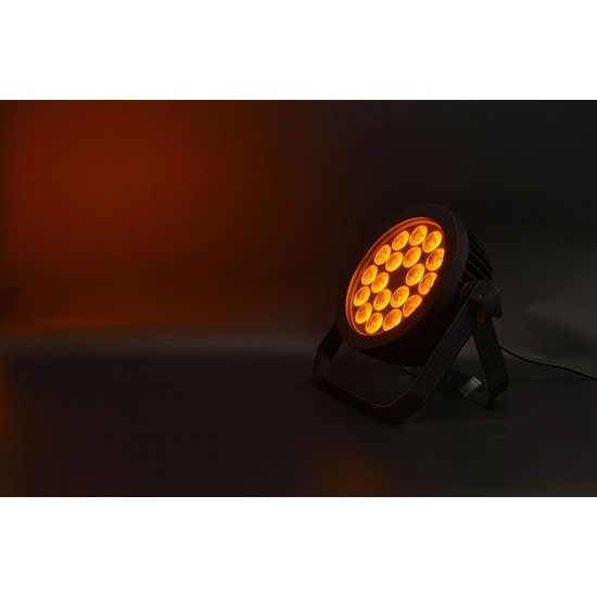 Proiettore LED Fanless 18x12W RGBWA/UV per Spettacoli Silenziosi