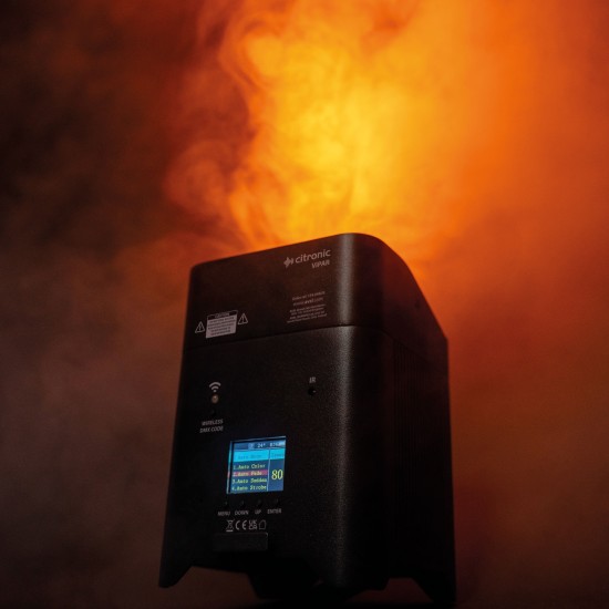 Proiettore LED Ricaricabile RGBWA/UV da 18W per Illuminazione Scenografica Portatile