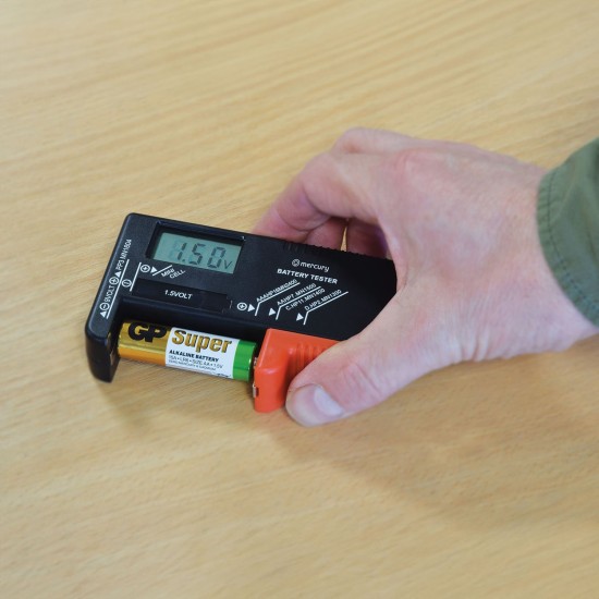 Tester Digitale Universale per Batterie con Display LCD Facile da Leggere